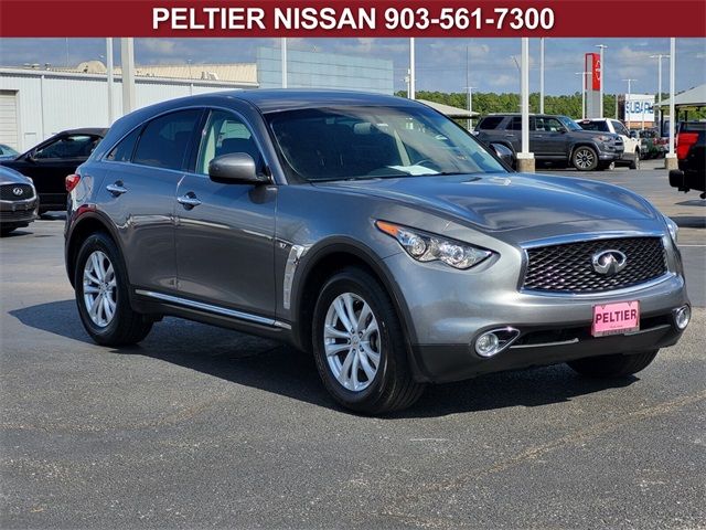 2017 INFINITI QX70 Base