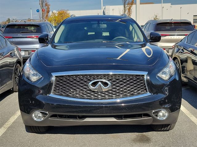 2017 INFINITI QX70 Base