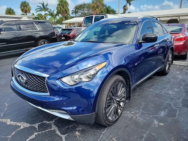 2017 INFINITI QX70 Base