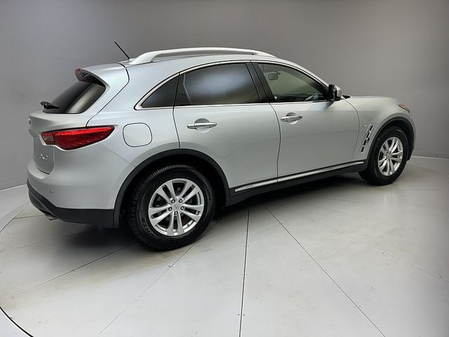 2017 INFINITI QX70 Base