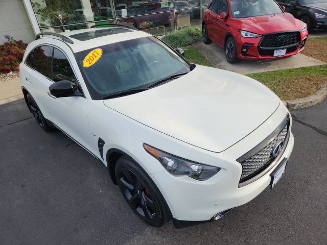 2017 INFINITI QX70 Base