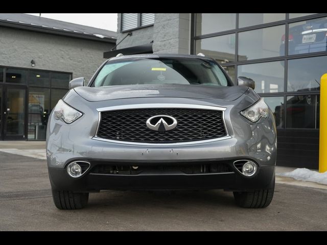 2017 INFINITI QX70 Base