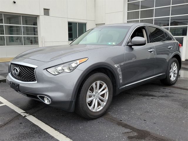 2017 INFINITI QX70 Base