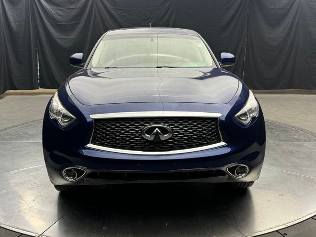 2017 INFINITI QX70 Base