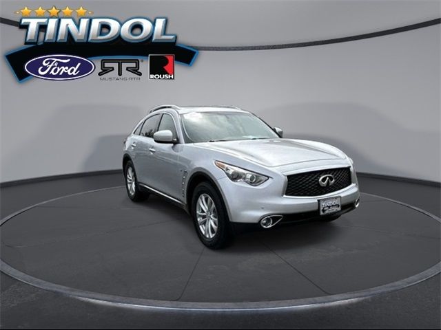 2017 INFINITI QX70 Base