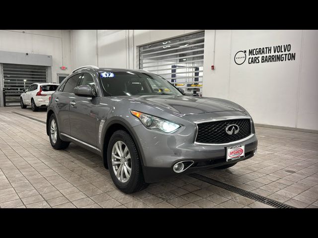 2017 INFINITI QX70 Base