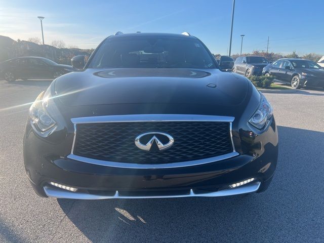 2017 INFINITI QX70 Base