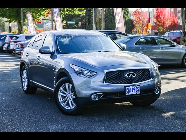 2017 INFINITI QX70 Base