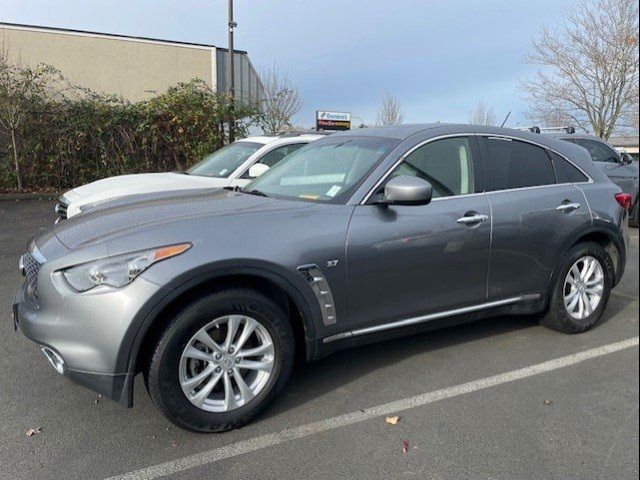 2017 INFINITI QX70 Base