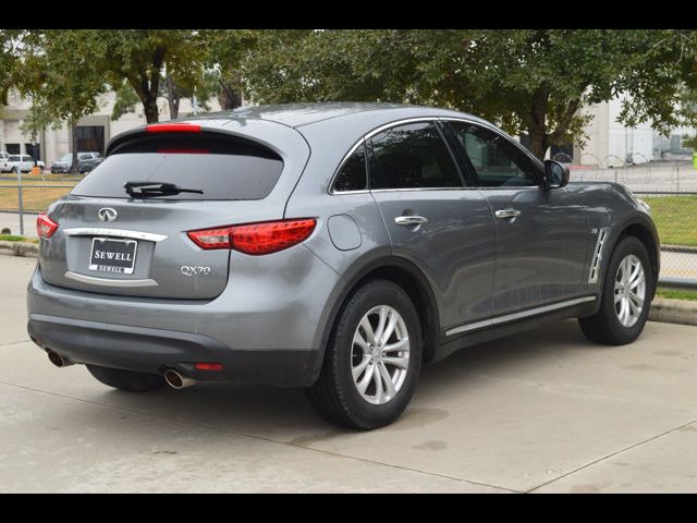 2017 INFINITI QX70 Base