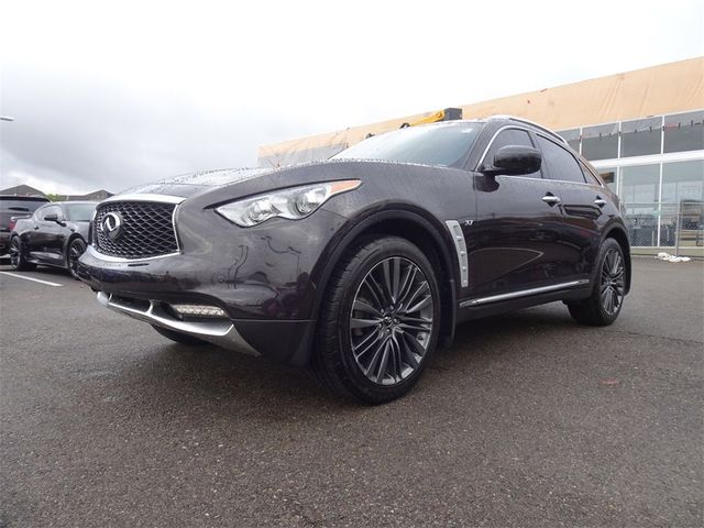 2017 INFINITI QX70 Base