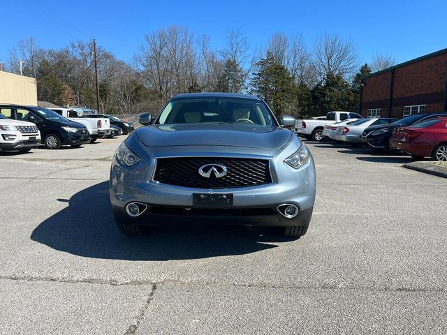 2017 INFINITI QX70 Base
