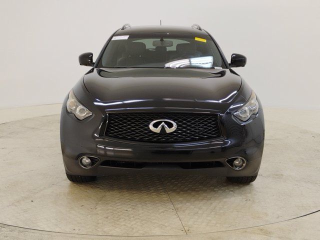 2017 INFINITI QX70 Base