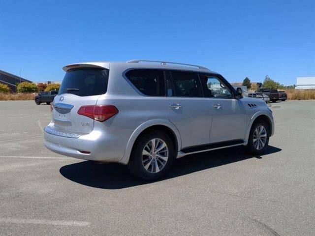 2017 INFINITI QX80 Base