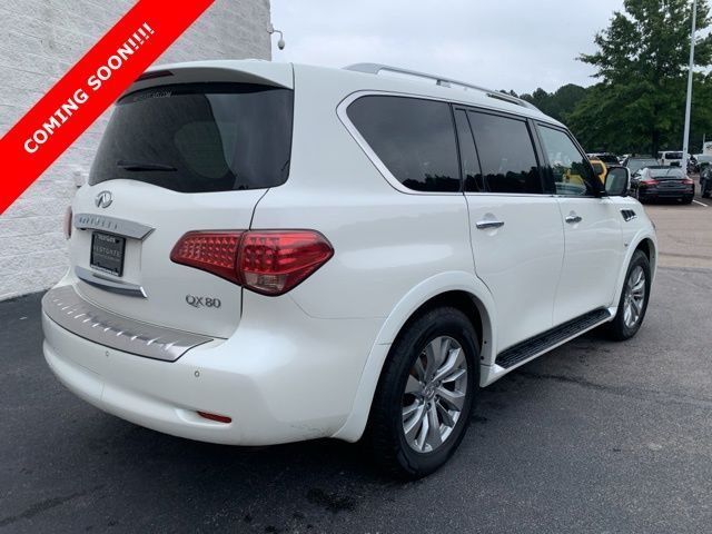 2017 INFINITI QX80 Base