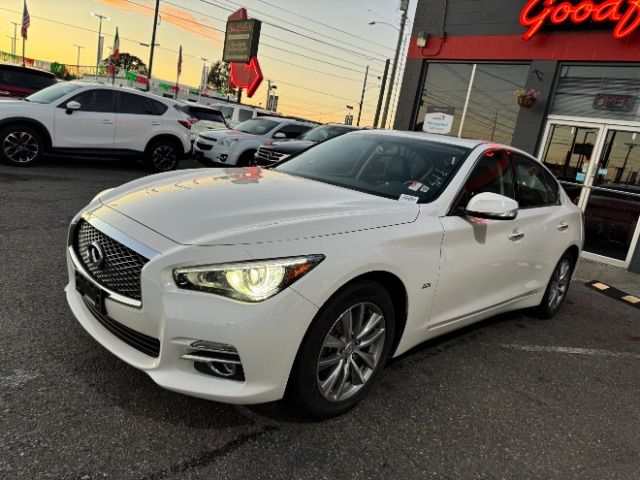 2017 INFINITI Q50 2.0T