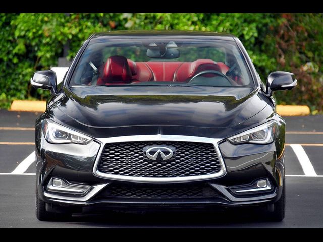 2017 INFINITI Q60 Red Sport 400