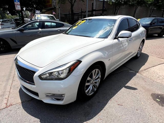 2017 INFINITI Q70 3.7