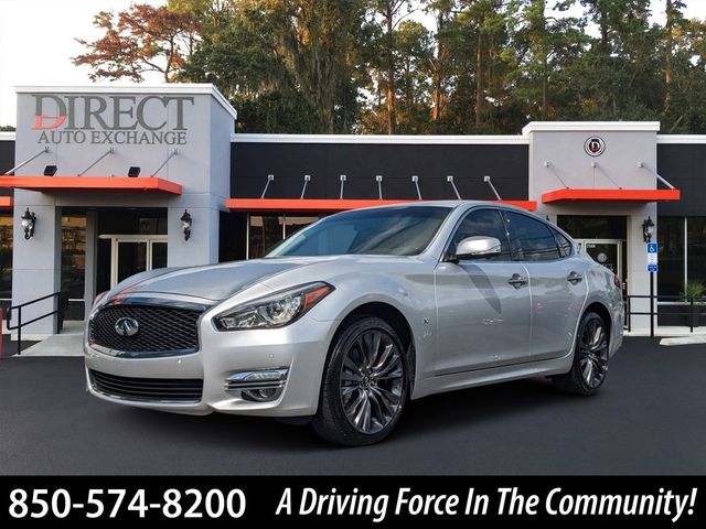 2017 INFINITI Q70 3.7