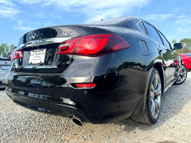 2017 INFINITI Q70L 3.7