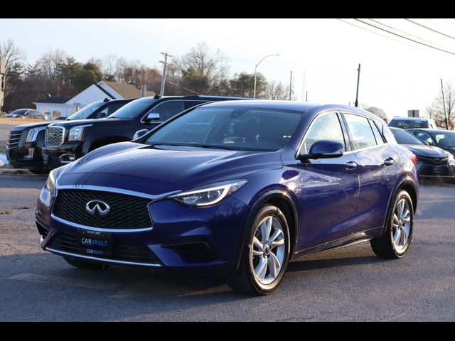 2017 INFINITI QX30 Base