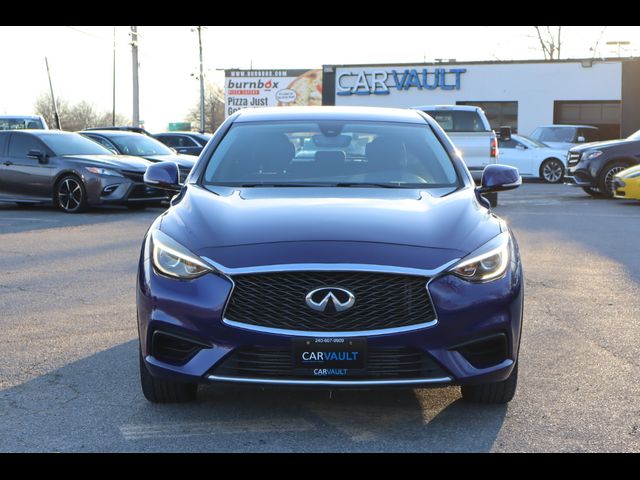 2017 INFINITI QX30 Base