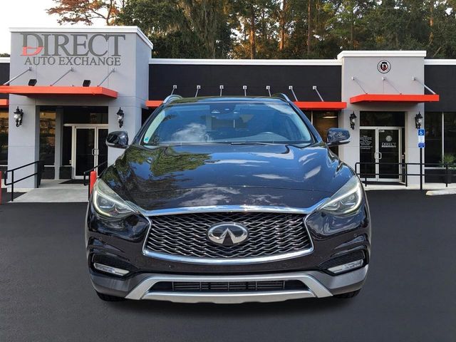 2017 INFINITI QX30 Premium