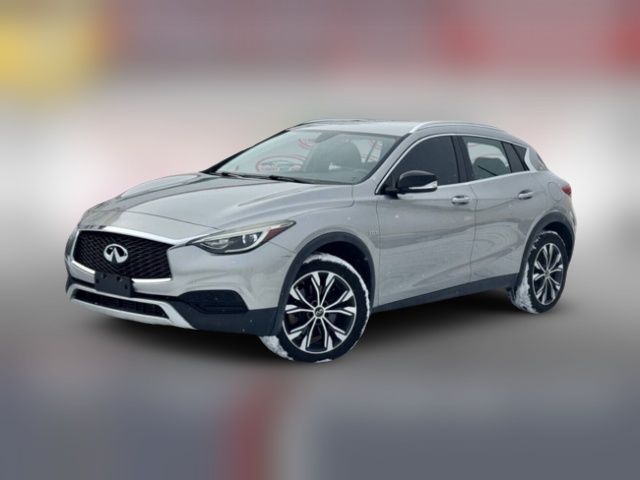 2017 INFINITI QX30 Luxury