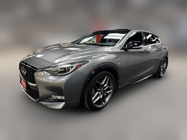 2017 INFINITI QX30 Sport