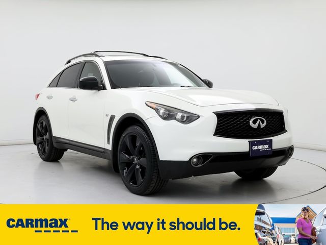 2017 INFINITI QX70 Base