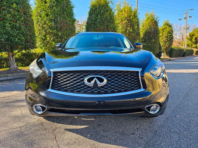 2017 INFINITI QX70 Base