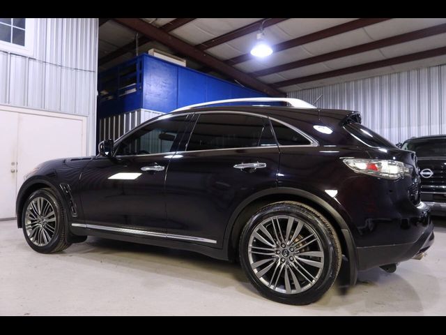 2017 INFINITI QX70 Base