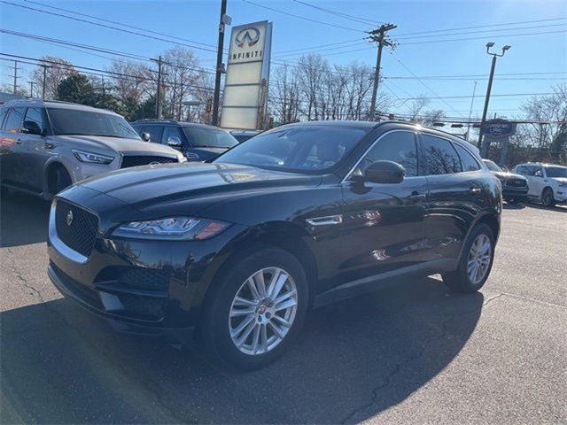 2017 Jaguar F-Pace 35t Prestige