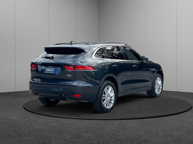 2017 Jaguar F-Pace 35t Prestige