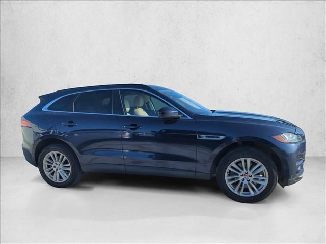 2017 Jaguar F-Pace 35t Prestige