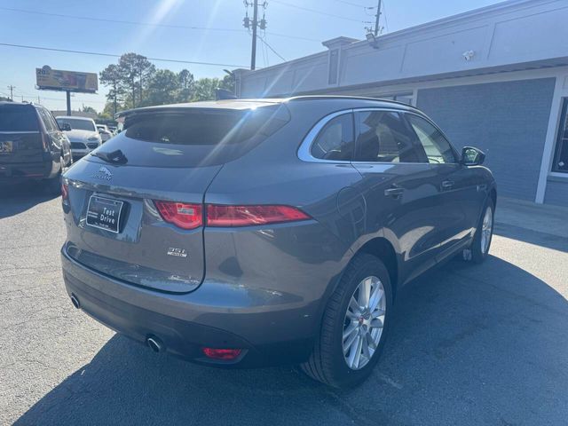 2017 Jaguar F-Pace 35t Prestige