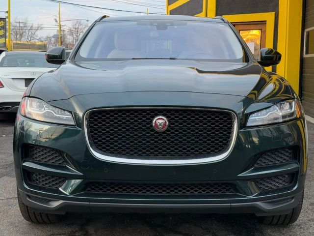 2017 Jaguar F-Pace 35t Prestige