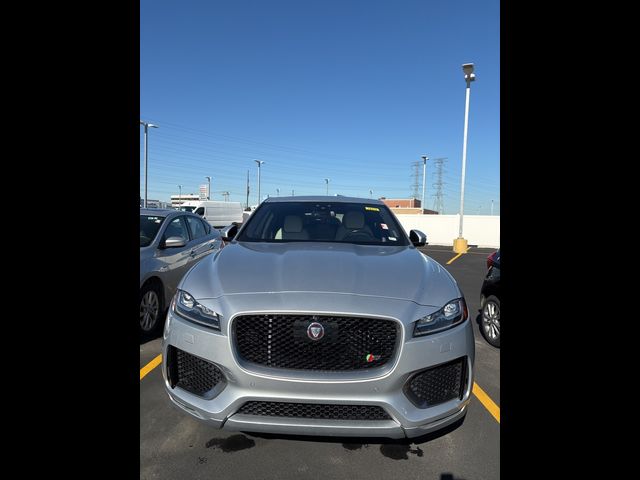 2017 Jaguar F-Pace First Edition