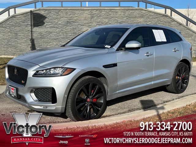 2017 Jaguar F-Pace First Edition