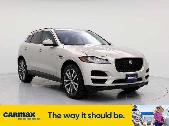 2017 Jaguar F-Pace 35t Prestige