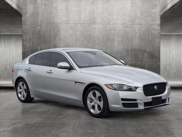 2017 Jaguar XE 25t