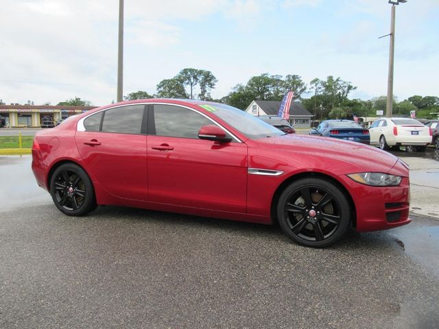 2017 Jaguar XE 25t Premium