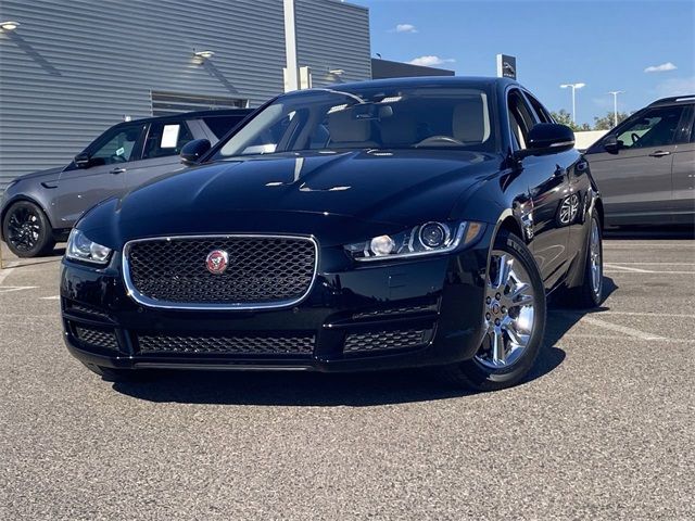 2017 Jaguar XE 25t Premium