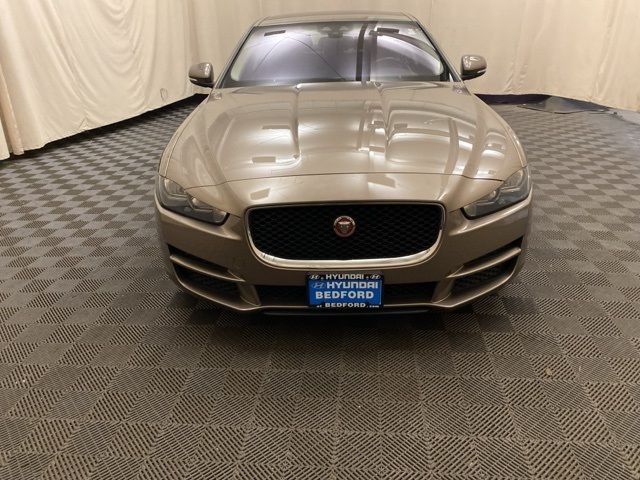 2017 Jaguar XE 25t Premium