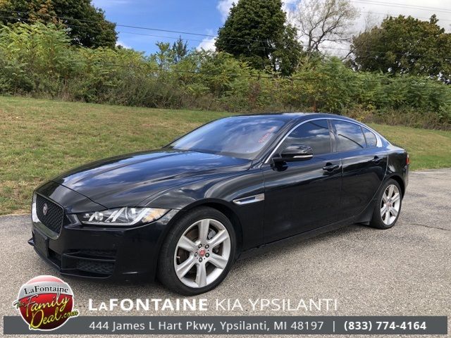 2017 Jaguar XE 25t Premium