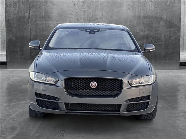 2017 Jaguar XE 25t Prestige