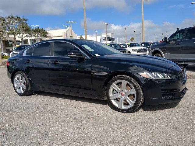 2017 Jaguar XE 25t Prestige