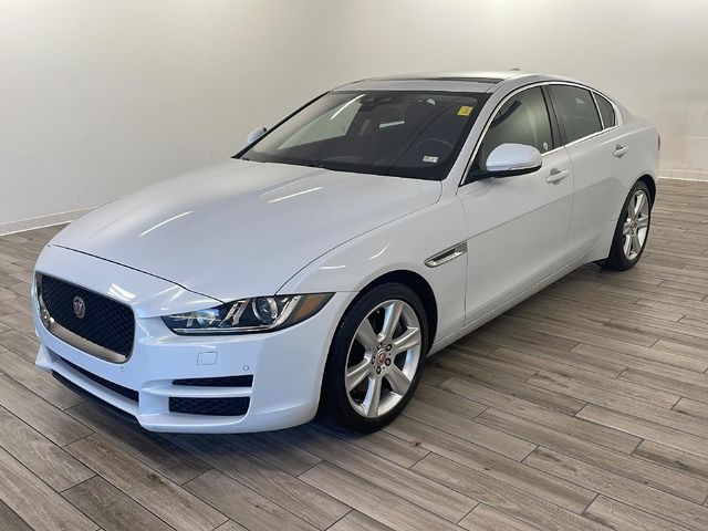 2017 Jaguar XE 25t Prestige