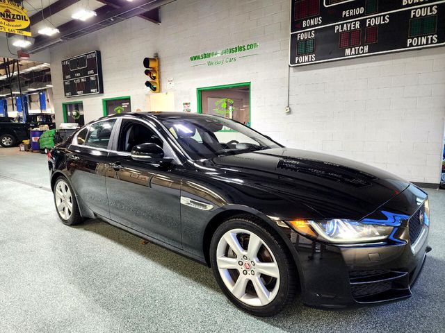 2017 Jaguar XE 25t Prestige