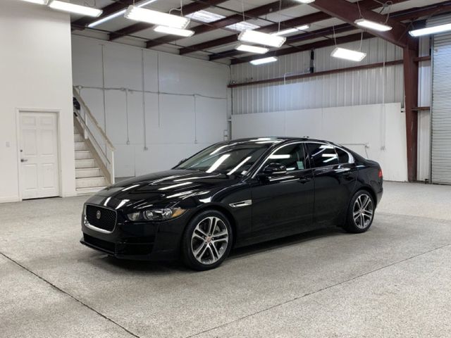 2017 Jaguar XE 35t Premium